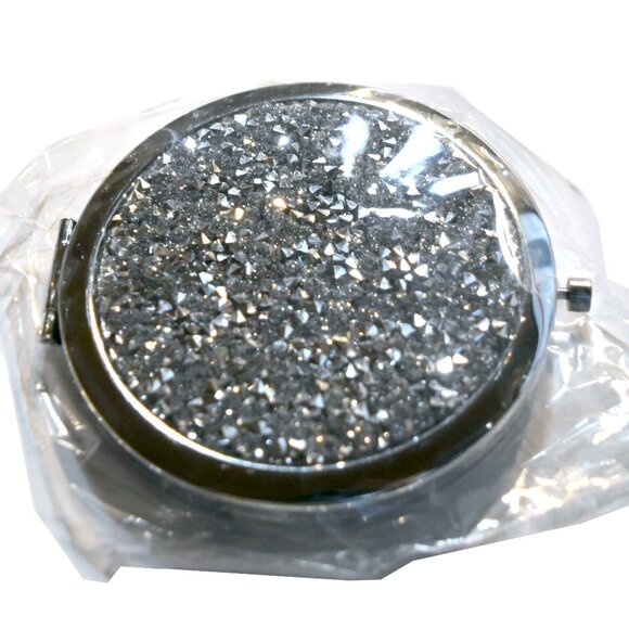 Silver Glitter Compact Mirror – Push Button Dual Mirrors New - Picture 3 of 4